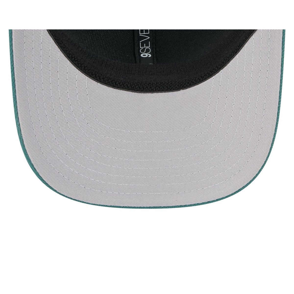 Philadelphia Eagles Team 9SEVENTY Trucker Hat