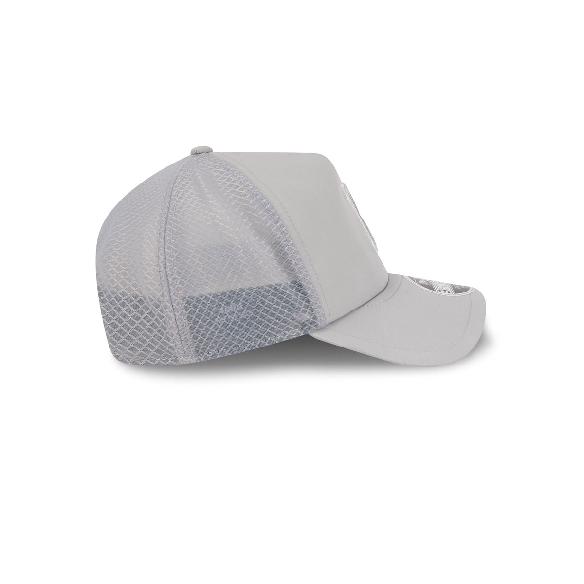 Boston Red Sox 2026 Batting Practice Gray 9FORTY APEX Trucker Hat