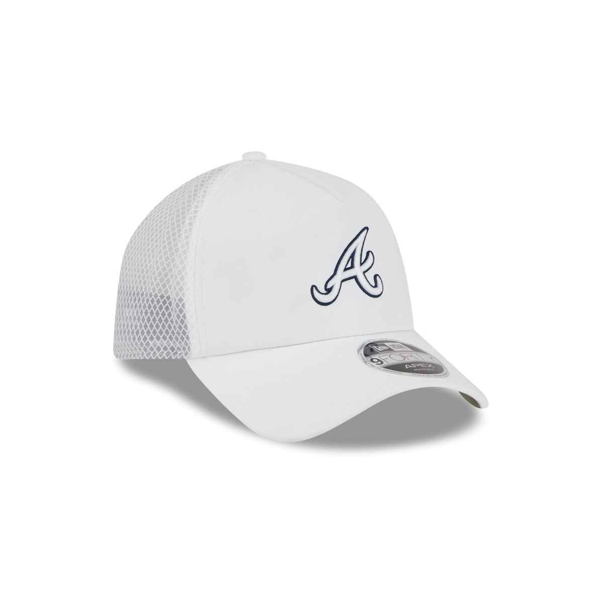Atlanta Braves 2026 Batting Practice White 9FORTY APEX Trucker Hat