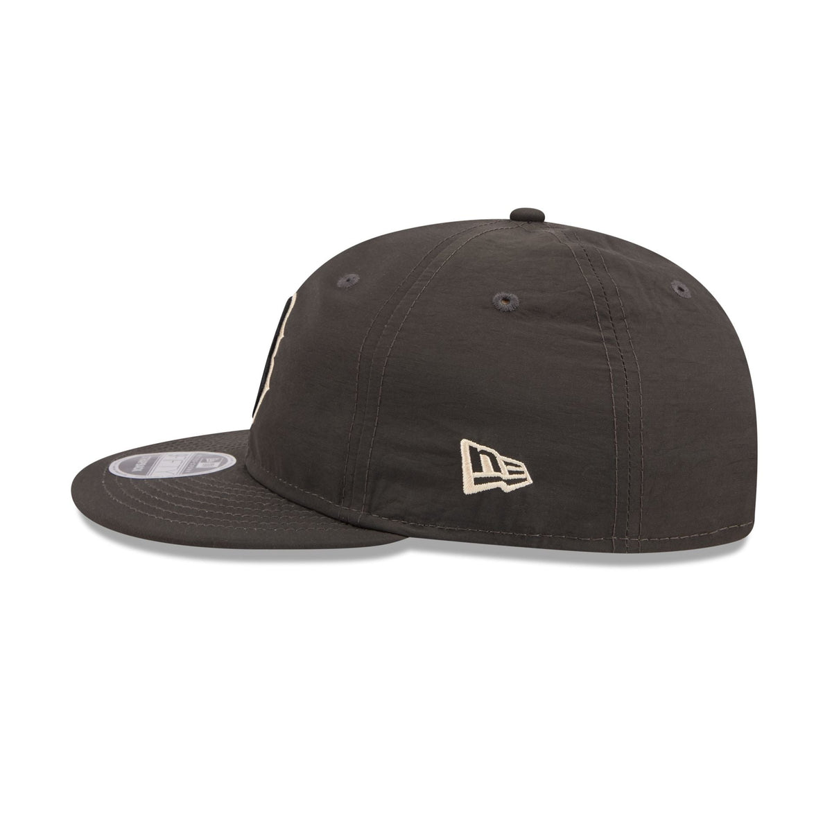 Boston Red Sox Three Looms Nylon Black Retro Crown 9FIFTY Adjustable Hat