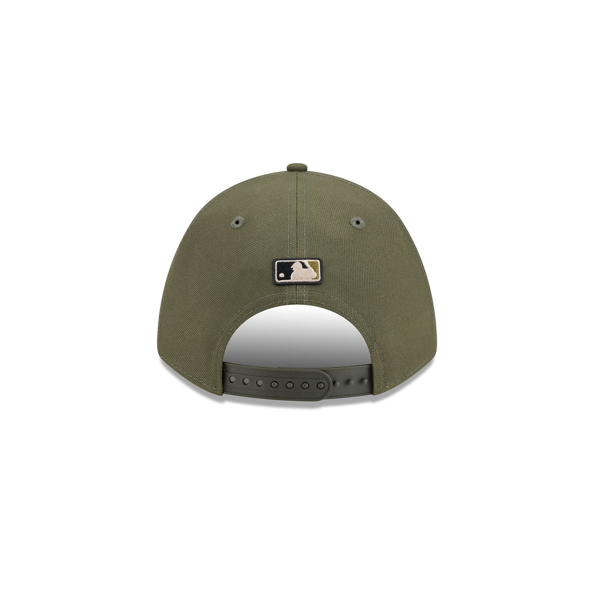 Chicago Cubs Armed Forces Day 2026 Kids 9FORTY M-Crown A-Frame Snapback Hat