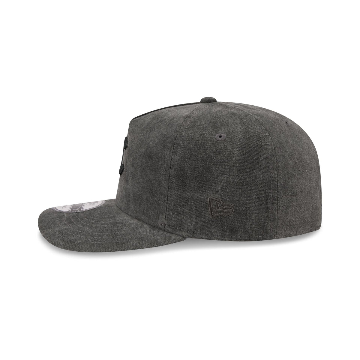 Chicago Cubs Black Pigment Dye 19TWENTY Snapback Hat